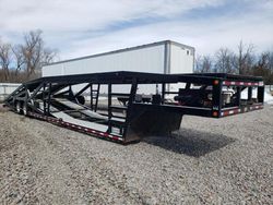 Salvage trucks for sale at Avon, MN auction: 2001 CAR Hauler