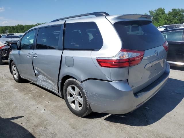 2015 Toyota Sienna LE