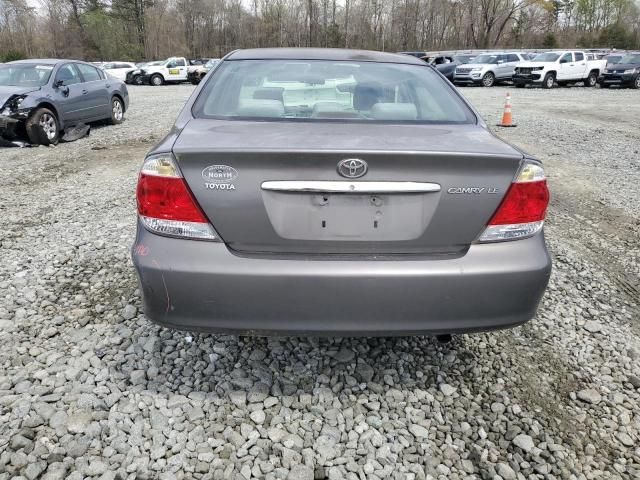 2005 Toyota Camry LE