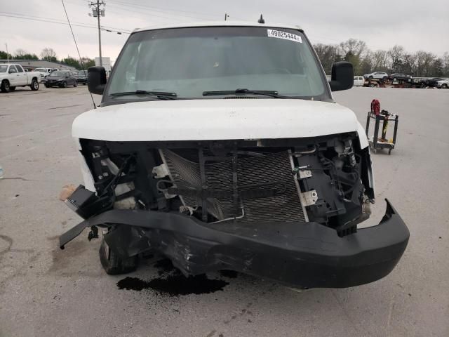 2020 Chevrolet Express G2500