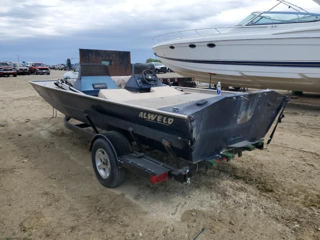 2009 Alweld Boat With Trailer