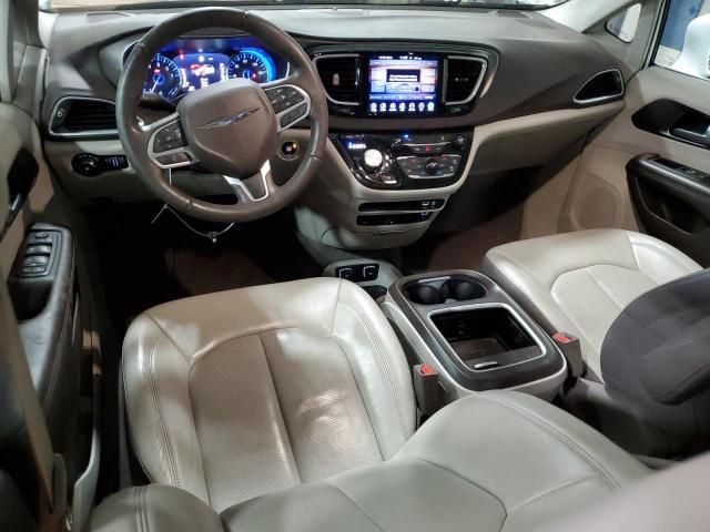 2017 Chrysler Pacifica Touring L Plus