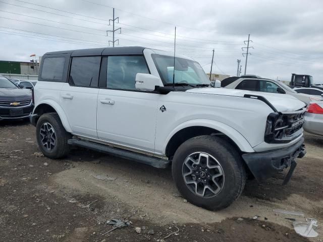 2023 Ford Bronco Base