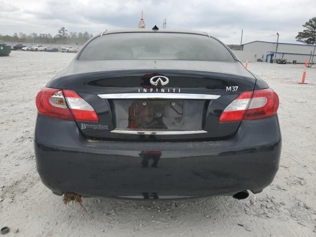 2011 Infiniti M37