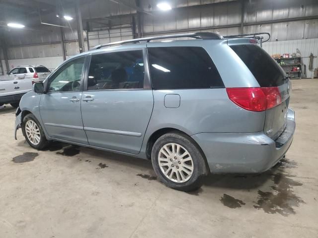 2008 Toyota Sienna XLE