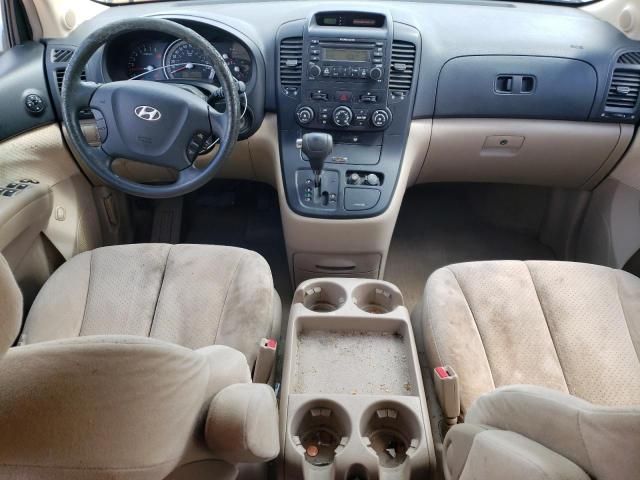 2007 Hyundai Entourage GLS