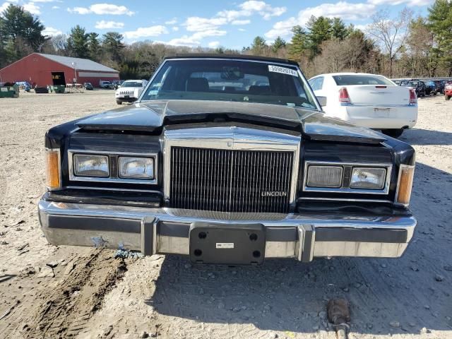 1989 Lincoln Town Car Signature