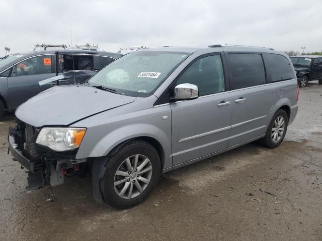 2014 Chrysler Town & Country Touring L