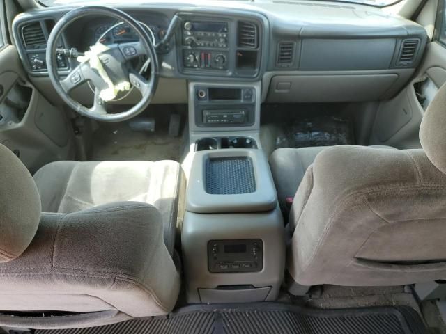 2005 Chevrolet Suburban C1500