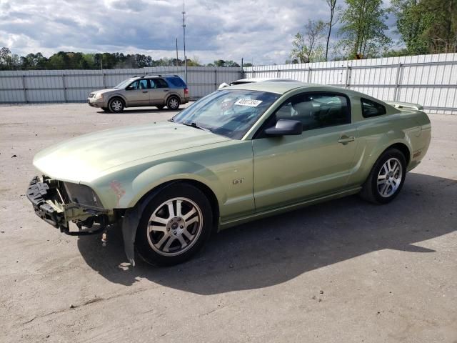 2005 Ford Mustang GT