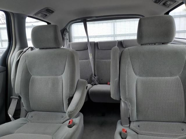 2008 Toyota Sienna CE