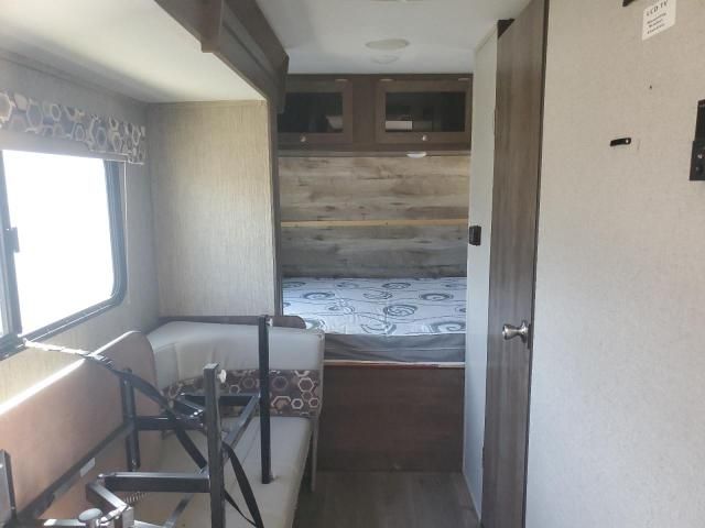 2018 Coleman Camper