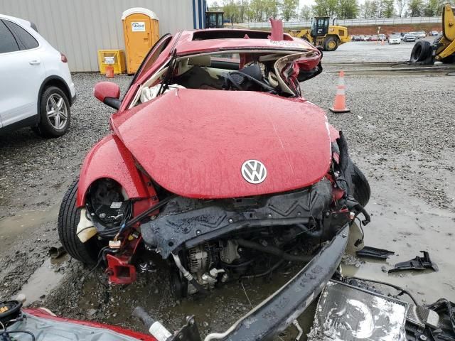 2009 Volkswagen New Beetle S