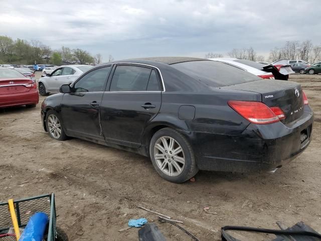 2005 Toyota Avalon XL