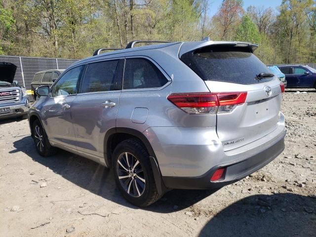 2017 Toyota Highlander SE