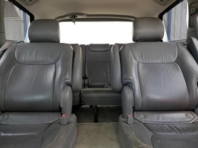 2005 Toyota Sienna XLE