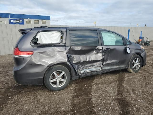 2012 Toyota Sienna XLE