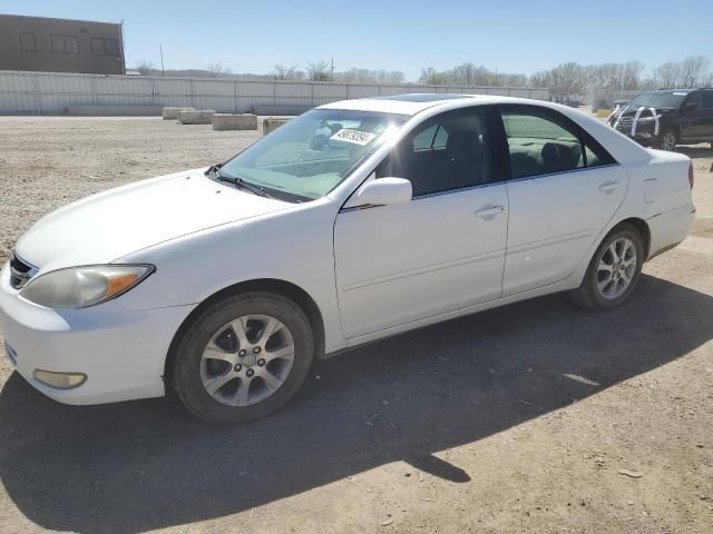 2004 Toyota Camry LE