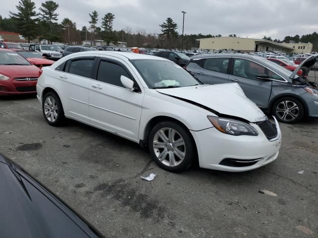 2013 Chrysler 200 Touring