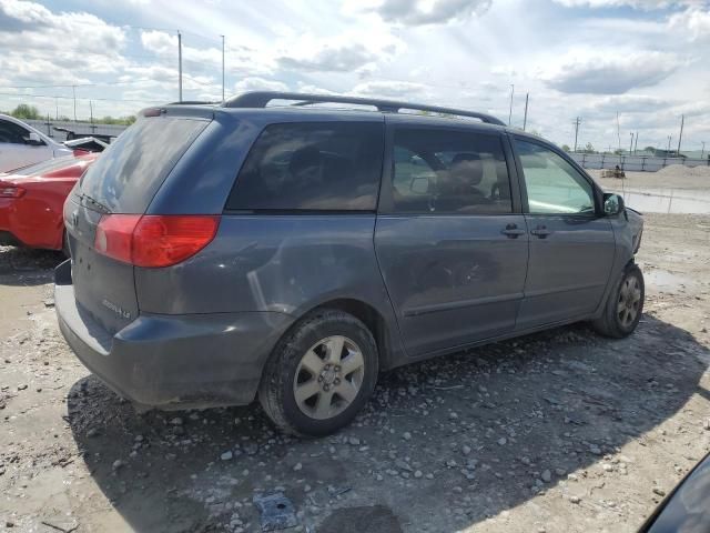 2010 Toyota Sienna CE