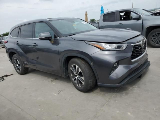 2020 Toyota Highlander XLE