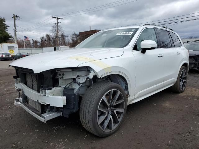 2019 Volvo XC90 T6 Momentum