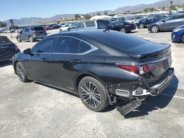 2022 Lexus ES 300H Base