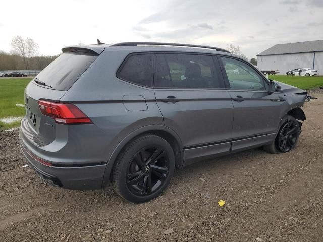 2023 Volkswagen Tiguan SE R-LINE Black