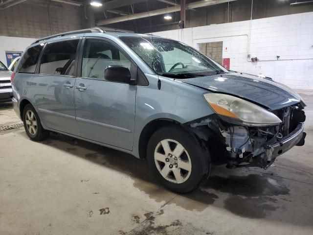 2006 Toyota Sienna CE