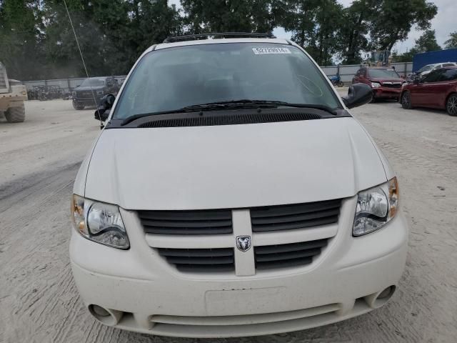 2005 Dodge Grand Caravan SXT