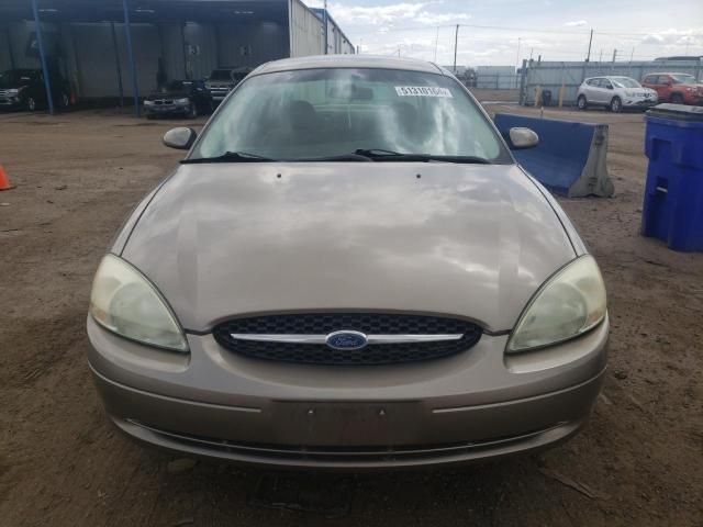 2002 Ford Taurus SE