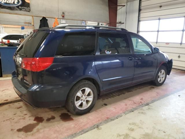 2006 Toyota Sienna CE