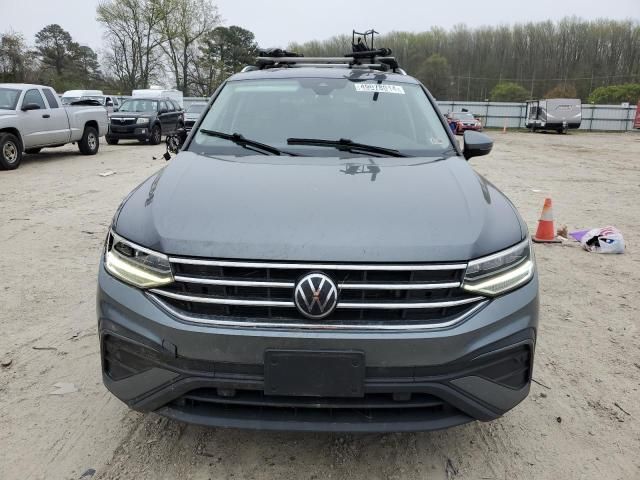 2022 Volkswagen Tiguan SE