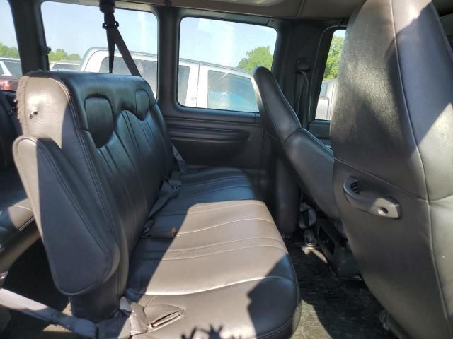 2002 Chevrolet Express G3500