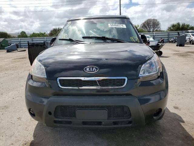 2010 KIA Soul +