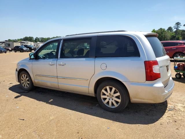 2012 Chrysler Town & Country Touring