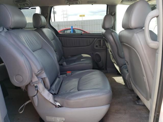 2008 Toyota Sienna XLE