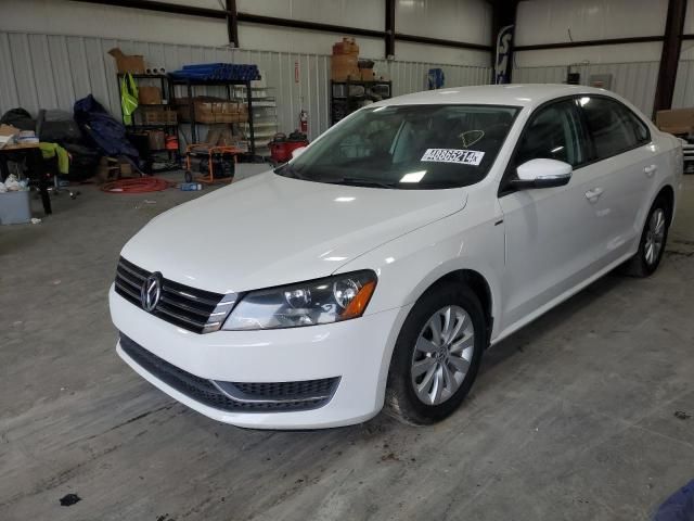 2015 Volkswagen Passat S