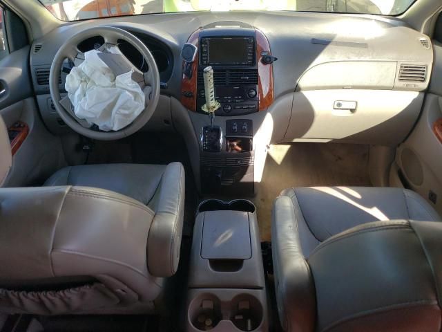 2008 Toyota Sienna XLE