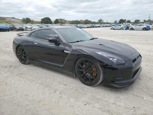 2009 Nissan GT-R Base