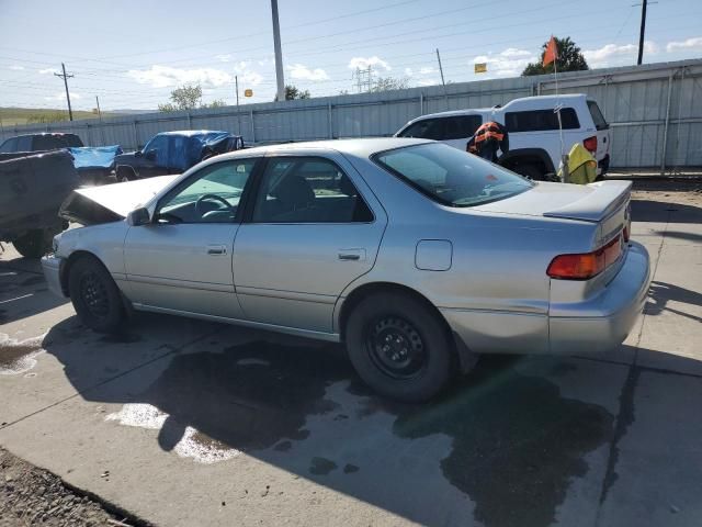 2000 Toyota Camry LE