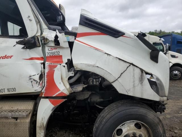 2024 Freightliner Cascadia 126