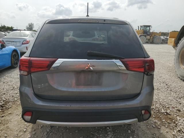 2016 Mitsubishi Outlander ES