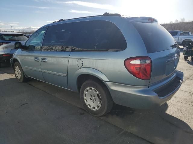 2004 Chrysler Town & Country LX