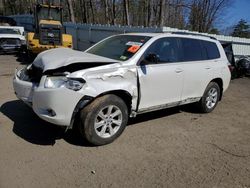 Salvage cars for sale from Copart Center Rutland, VT: 2010 Toyota Highlander SE