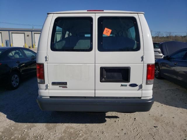 2012 Ford Econoline E350 Super Duty Wagon