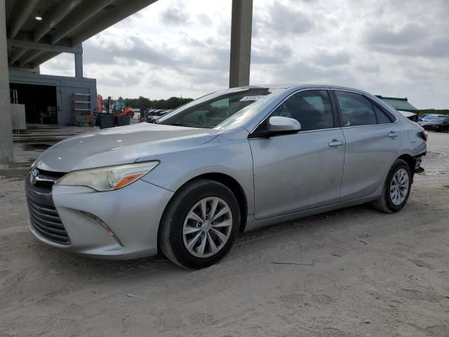 2016 Toyota Camry LE