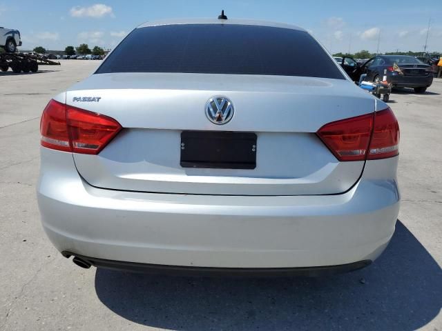 2014 Volkswagen Passat SE