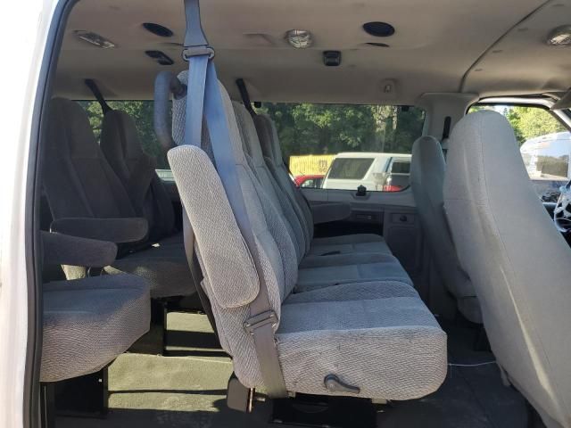 2006 Ford Econoline E350 Super Duty Wagon