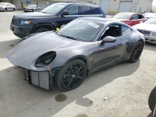 2024 Porsche 911 Carrera